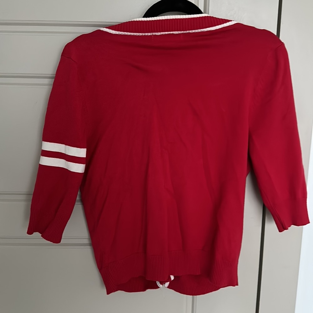 Sweater - Picture 4 of 4